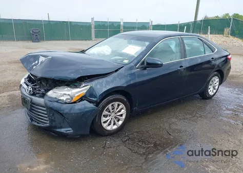 2016 Toyota Camry Le z USA, uszkodzony, nr VIN 4T4BF1FK1GR562175